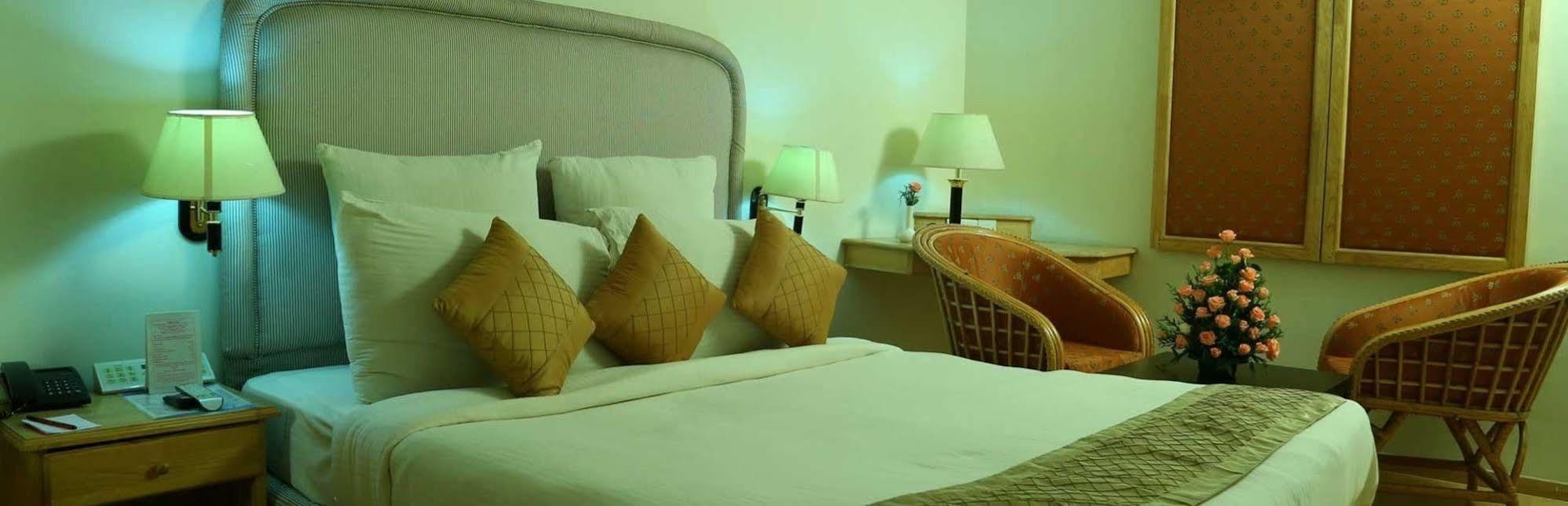 Saj Luciya -a Classified 4 Star Hotel 4*